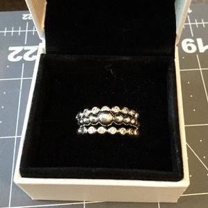 PANDORA stacking ring set.